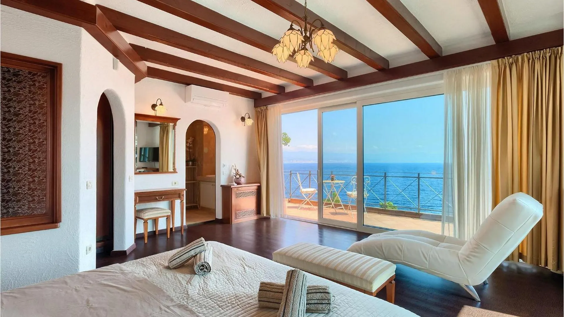 Villa Salvia Opatija 0*,  Kroatien